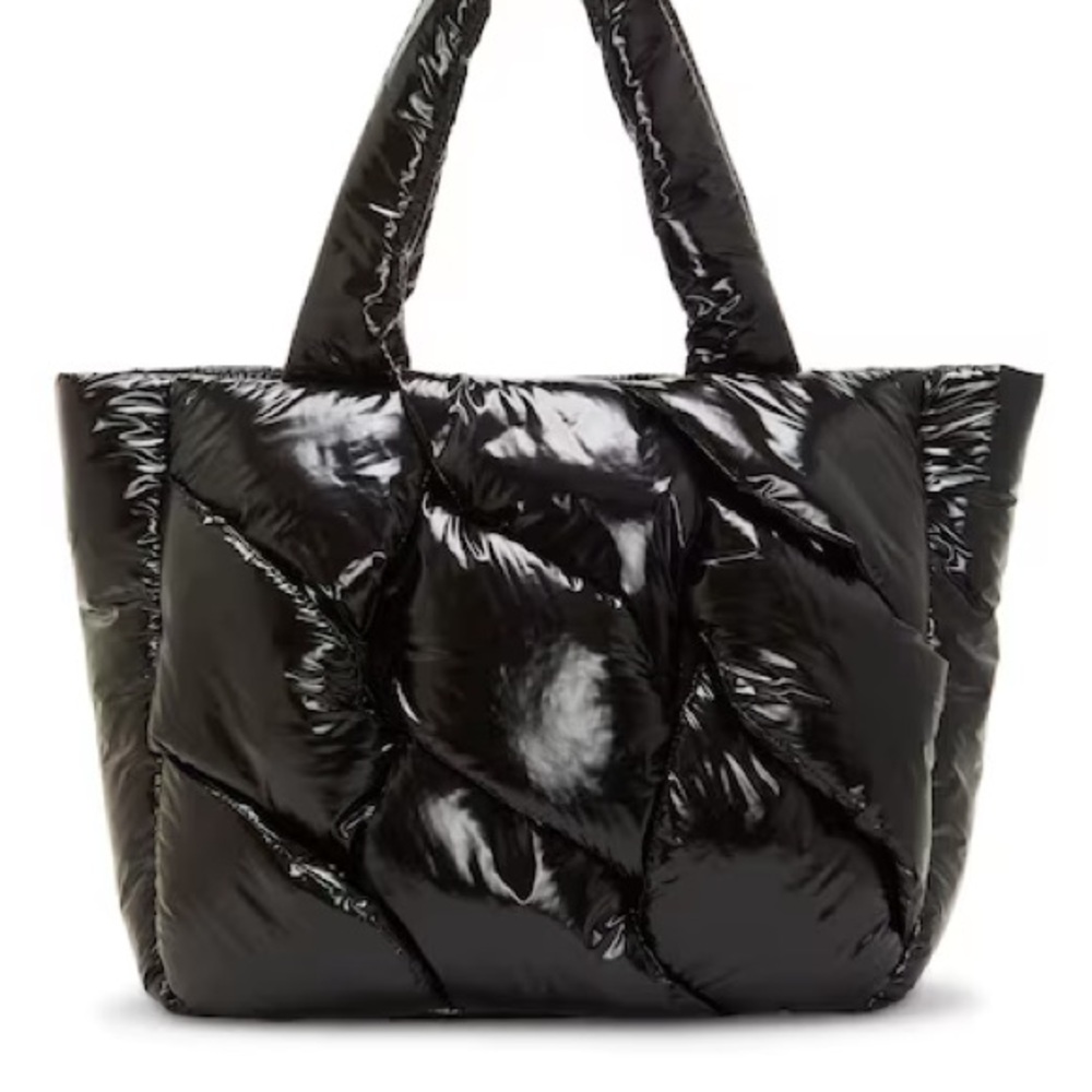 NWT VINCE CAMUTO AUTHENTIC DAYAH TOTE